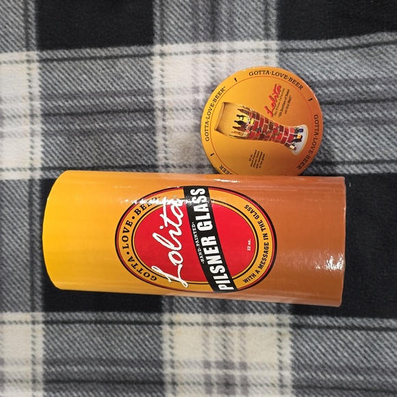 Lolita Hand Painted Pilsner Glass "99 Bottles of Beer on the Wall" - Picture 4 of 4